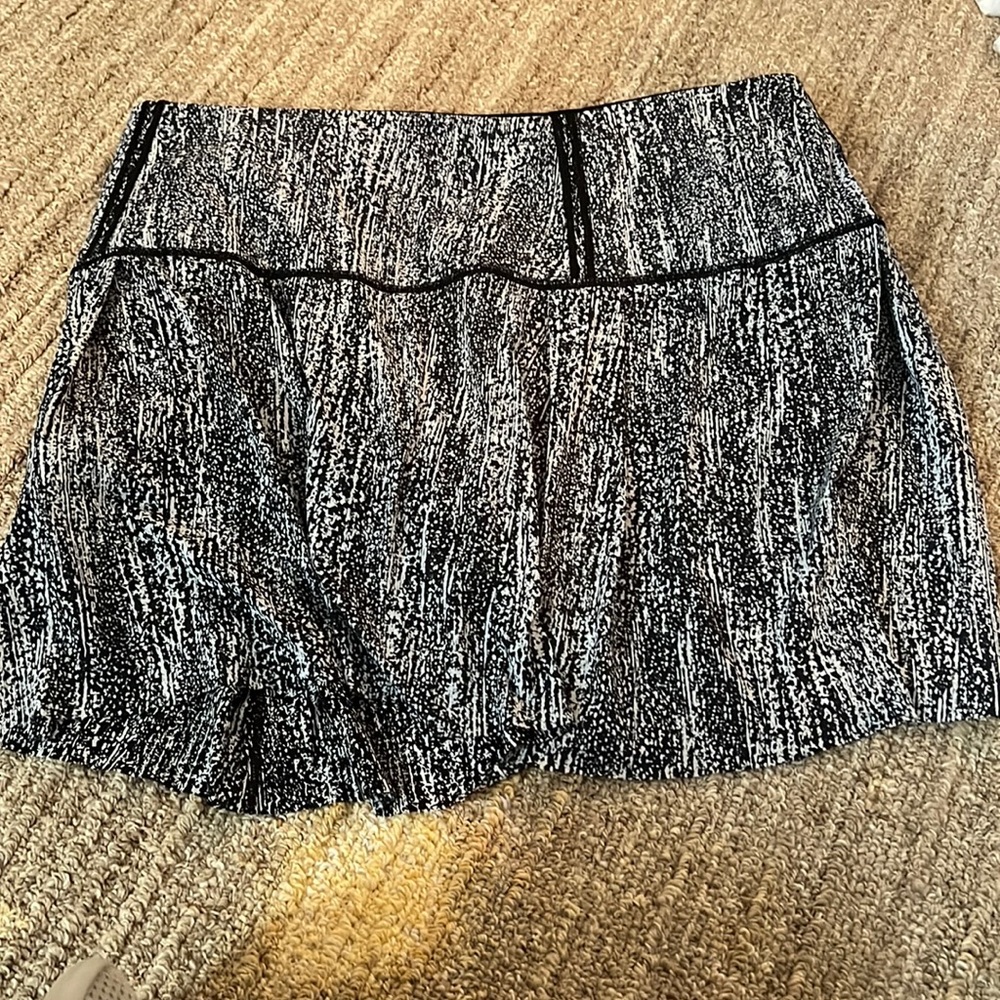 Lululemon skirt